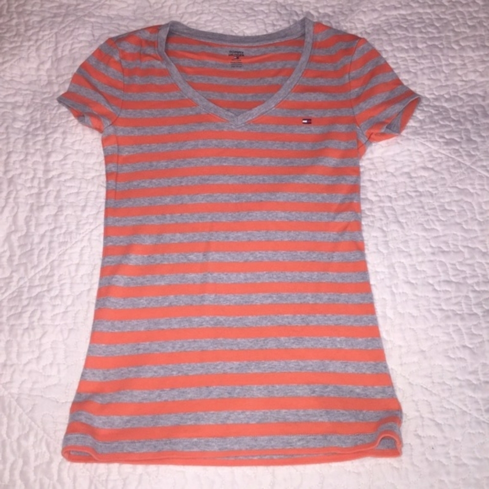 Tommy Hilfiger women's v- neck